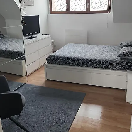 Maison Avec Exterieur - * Calais